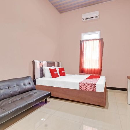 Tambakmulya Oyo 90796 Hotel Mulya Indah المظهر الخارجي الصورة