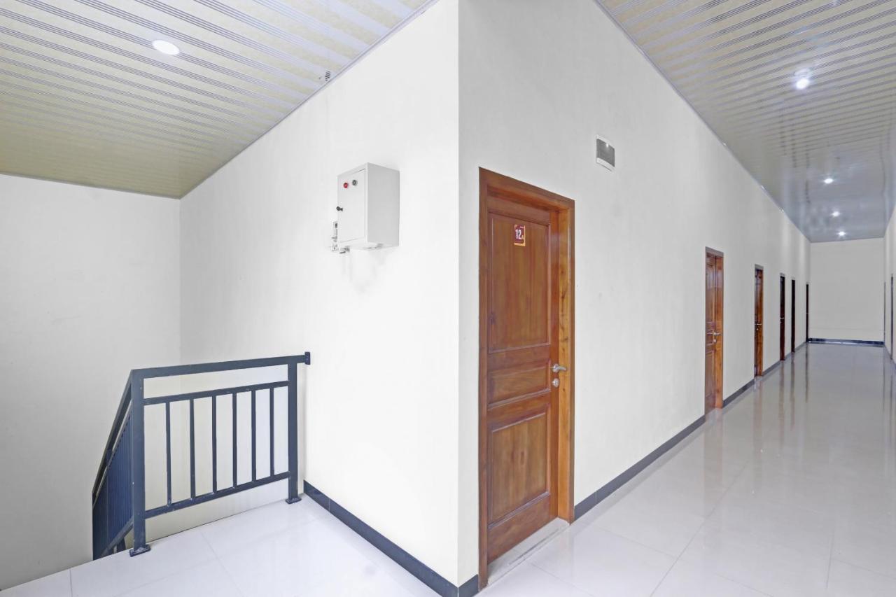 Tambakmulya Oyo 90796 Hotel Mulya Indah المظهر الخارجي الصورة