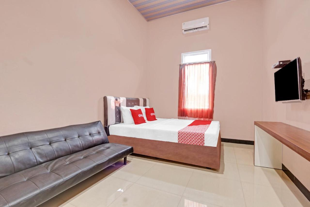 Tambakmulya Oyo 90796 Hotel Mulya Indah المظهر الخارجي الصورة